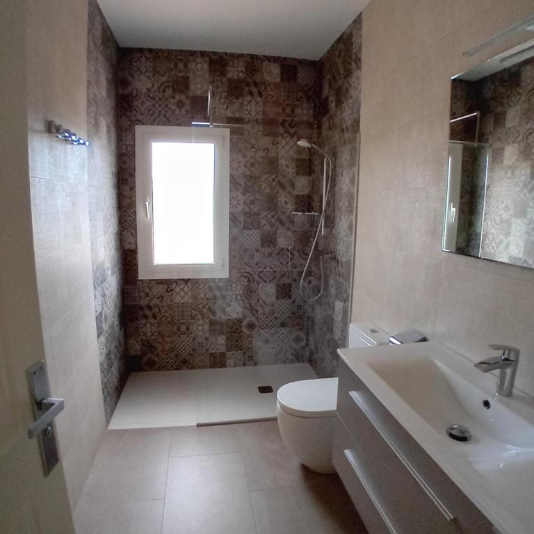 Luxurious, modern six bedroom villa in Denia - Villa - 35