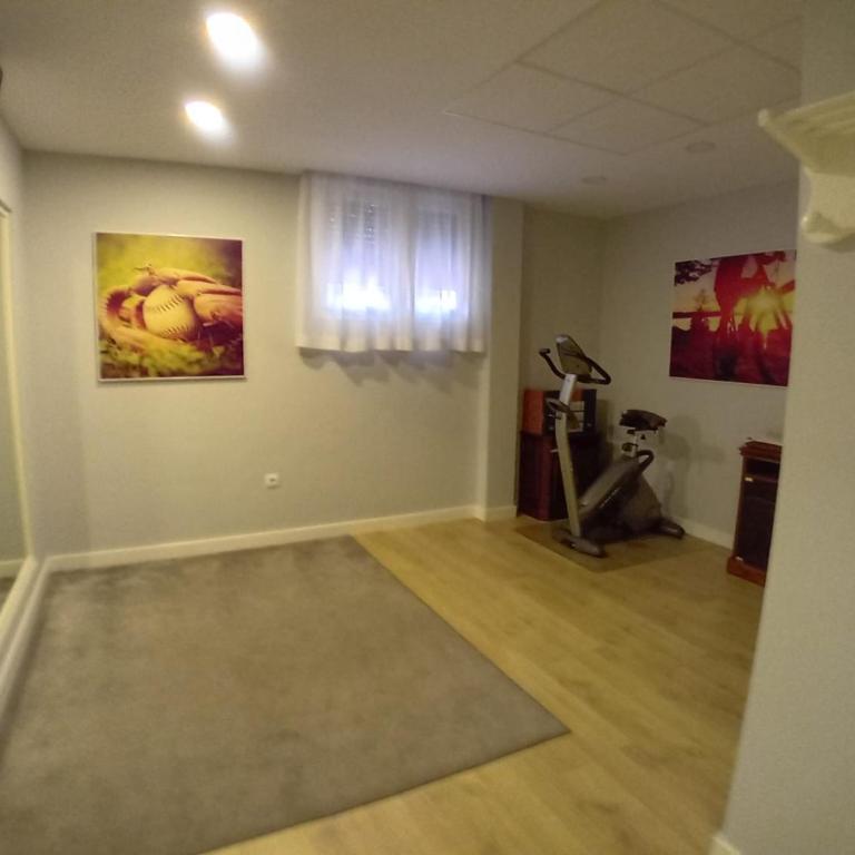 Luxurious, modern six bedroom villa in Denia - Villa - 37