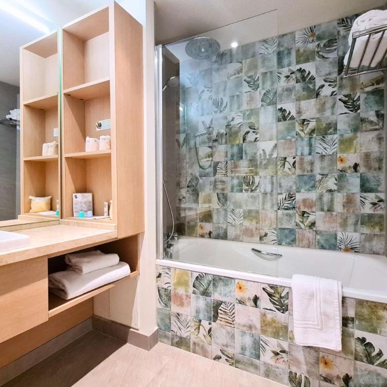 Best Western Plus Hôtel Vannes Centre Ville - Chambre Double Supérieure - 4