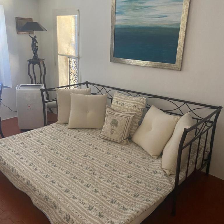 VILLA MONTEBELLO - TERRASSE ET VUE MER - Ferienhaus - 19