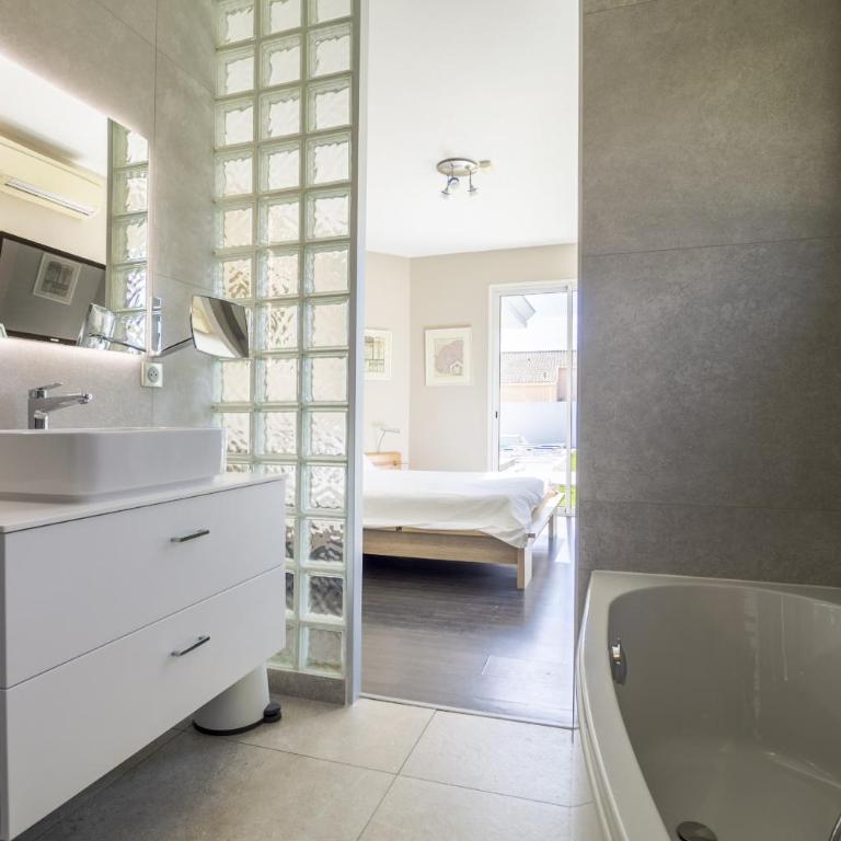Envie de Vivre - Villa avec Piscine Privée - 26