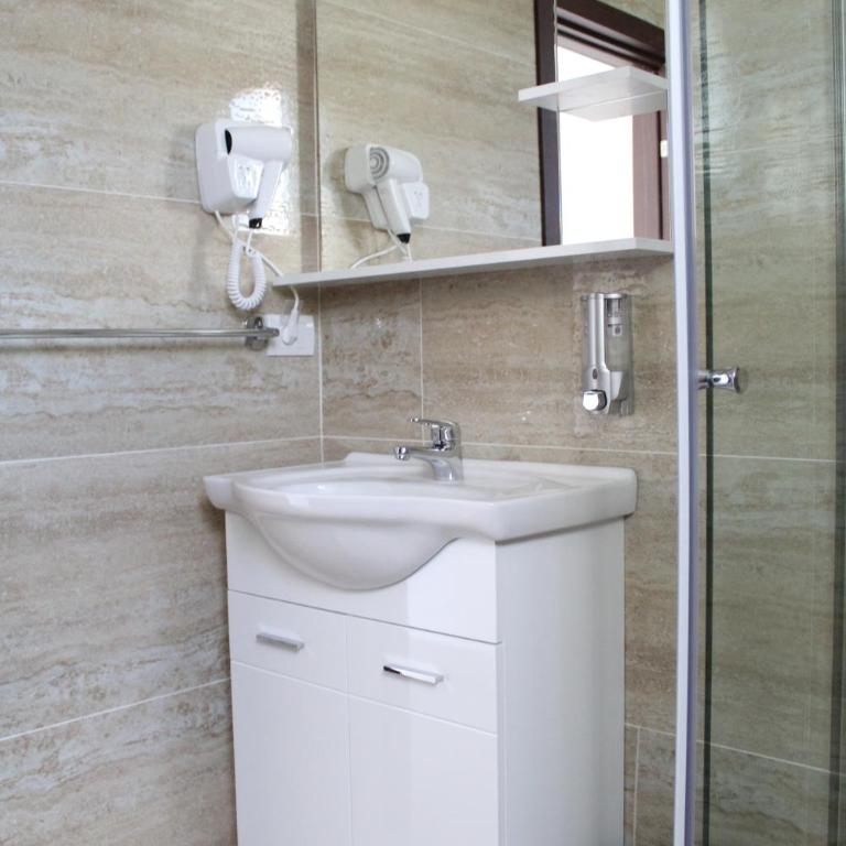 Vista Apartments - Porodična Soba sa Balkonom - 6