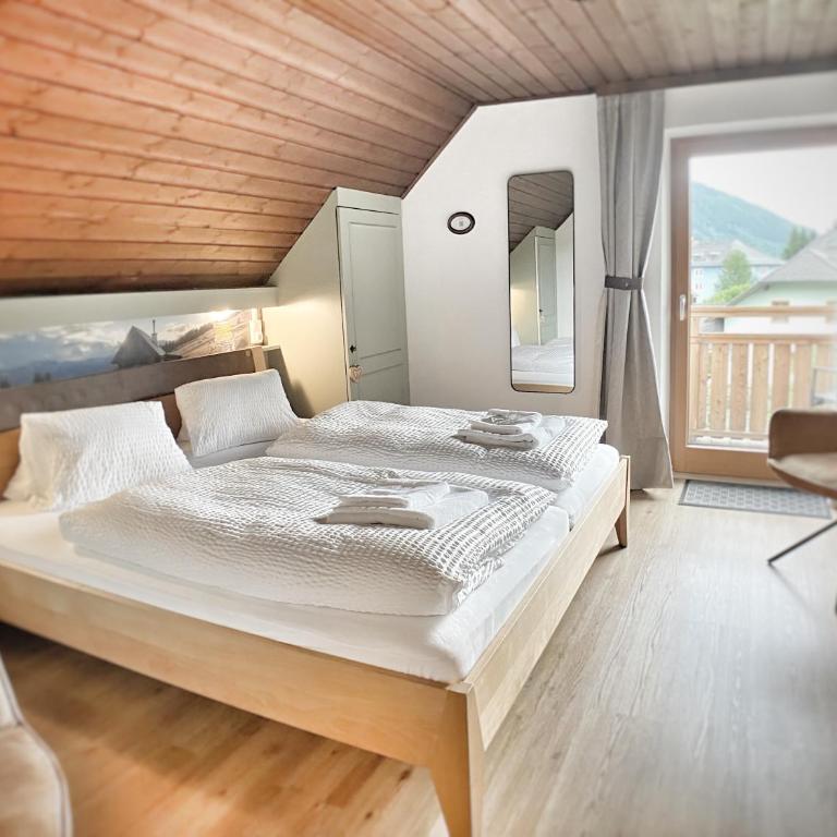 Gasthof Auwirt - Doppelzimmer mit Balkon - 15