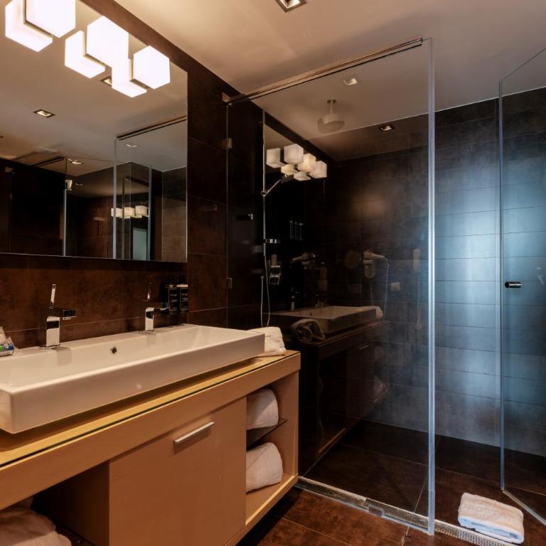 Eurostars Queen of Montenegro - Premium Suite sa Terasom - 3