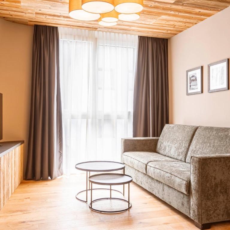 Zillertal Suites Fügen by ALPS RESORTS - Apartment mit Balkon (4 Personen) - 4