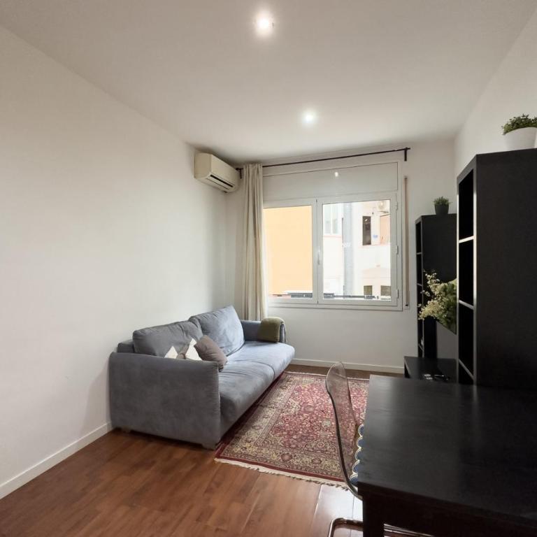 Sagrada Familia Bliss - Two-Bedroom Apartment - 10