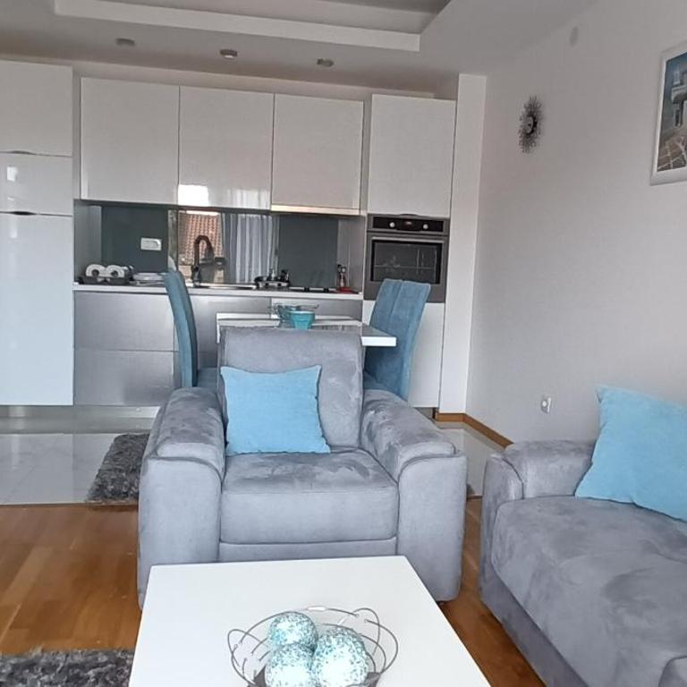 Apartman LORENA - blizu Slovenske plaže, sa GARAŽOM - One-Bedroom Apartment - 7