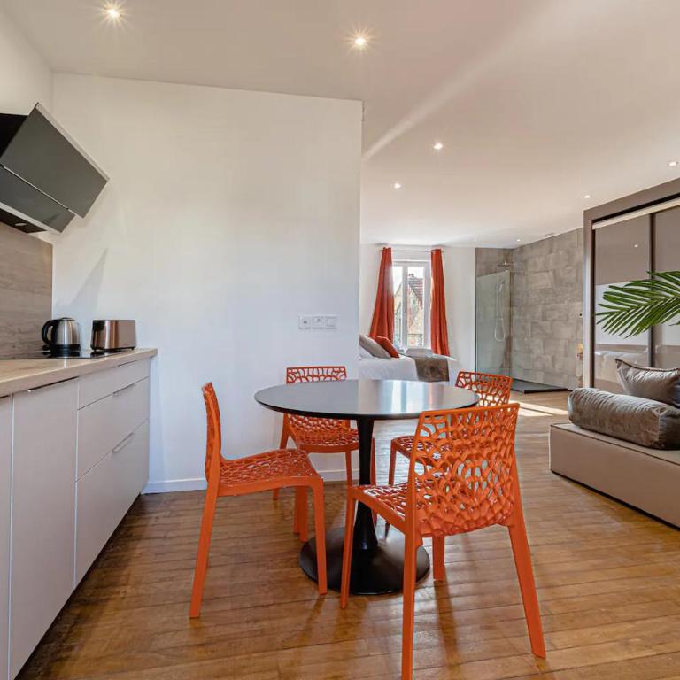 Les Suites Locarno, Parking-Proche gare - Appartement 1 Chambre - 2