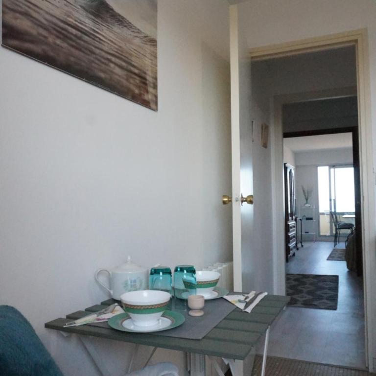BELLE VIE vue dominante mer et plage - Appartement 2 à 4 personnes - One-Bedroom Apartment - 18