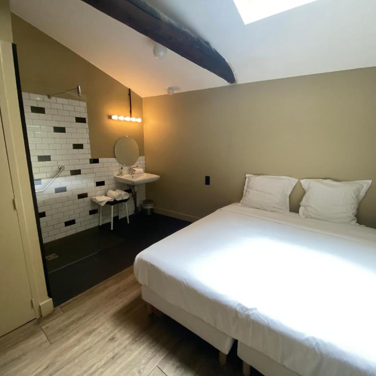 HO36 Hostel Lyon - Chambre Double - Accessible aux Personnes à Mobilité Réduite - 6