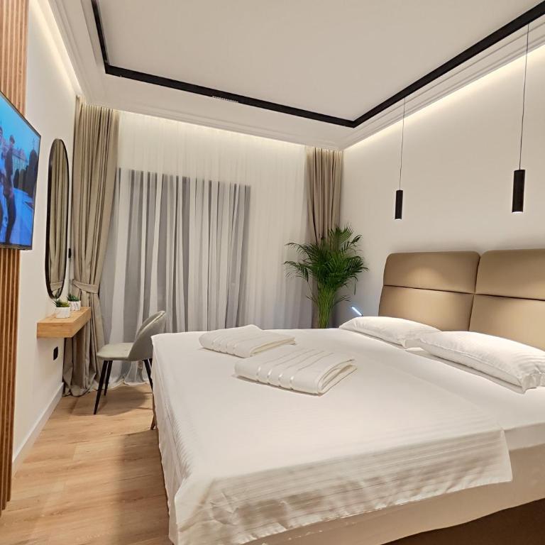 AMD Premium rooms Budva - Deluks Dvokrevetna Soba sa Bračnim Krevetom/Zasebnim Krevetima i Balkonom - 19