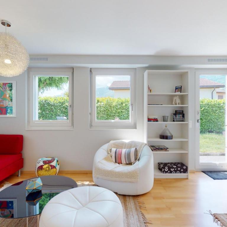 Spacious studio in a quiet area of Sierre - Studio mit Terrasse - 12