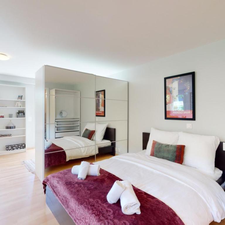 Spacious studio in a quiet area of Sierre - Studio mit Terrasse - 2