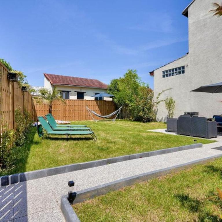 Fabuleuse maison/jardin d’architecte proche Paris - Three-Bedroom Villa - 11