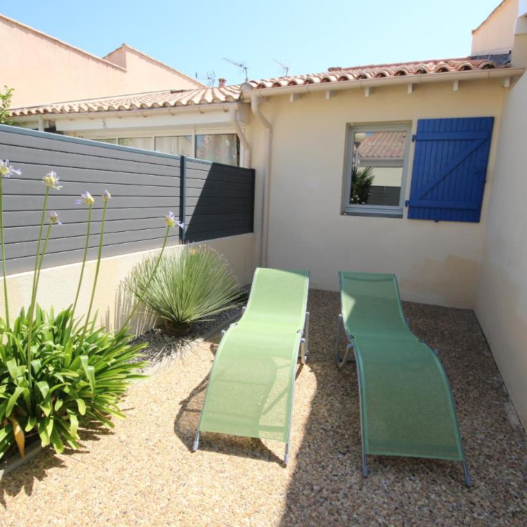 Villa 5 couchages 2 chambres belle terrasse d'angle piscine commune dans résidence sécurisée à 200m de la mer LRMA2A - Maison 2 Chambres - 11