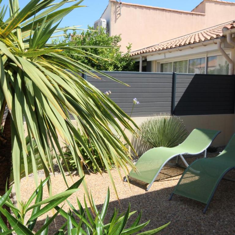 Villa 5 couchages 2 chambres belle terrasse d'angle piscine commune dans résidence sécurisée à 200m de la mer LRMA2A - Maison 2 Chambres - 3