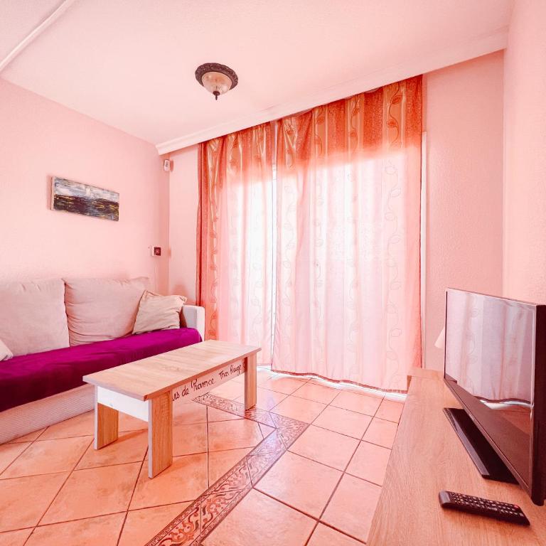 Central 1BR in Las Americas, Walk to Beach and Fun, LA103 - Apartment - 15