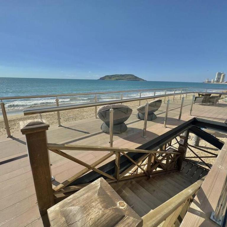 A pie de playa con hermosas vistas by G P S rentas - One-Bedroom Apartment - 4