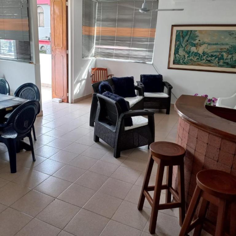 Apartamento Ubicadisimo Melgar lll - Two-Bedroom Apartment - 10