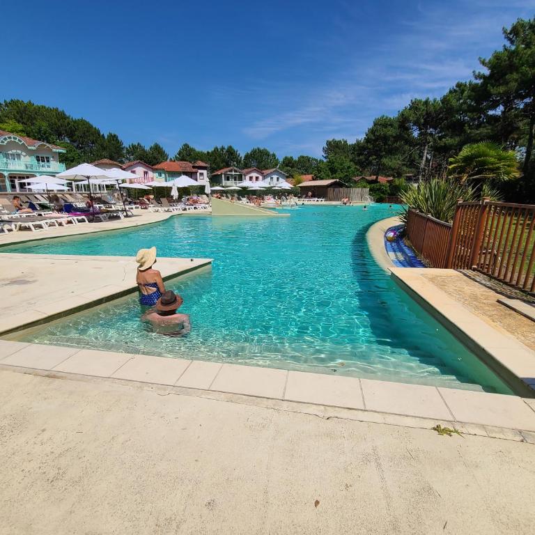 Appartement Domaine du Golf avec Piscine - One-Bedroom Apartment - 1