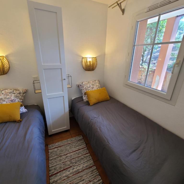 Appartement Domaine du Golf avec Piscine - One-Bedroom Apartment - 14