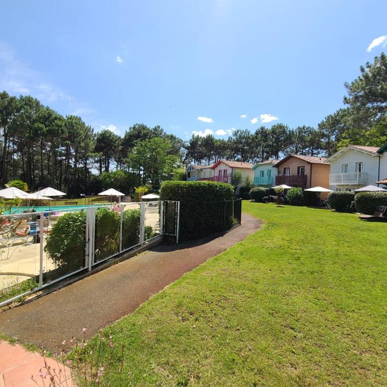 Appartement Domaine du Golf avec Piscine - One-Bedroom Apartment - 4