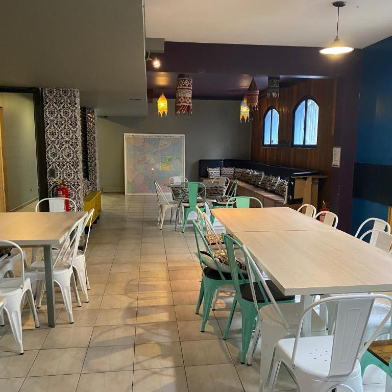 Hostel Cienfuegos - Cama en habitación compartida mixta de 6 camas - 5