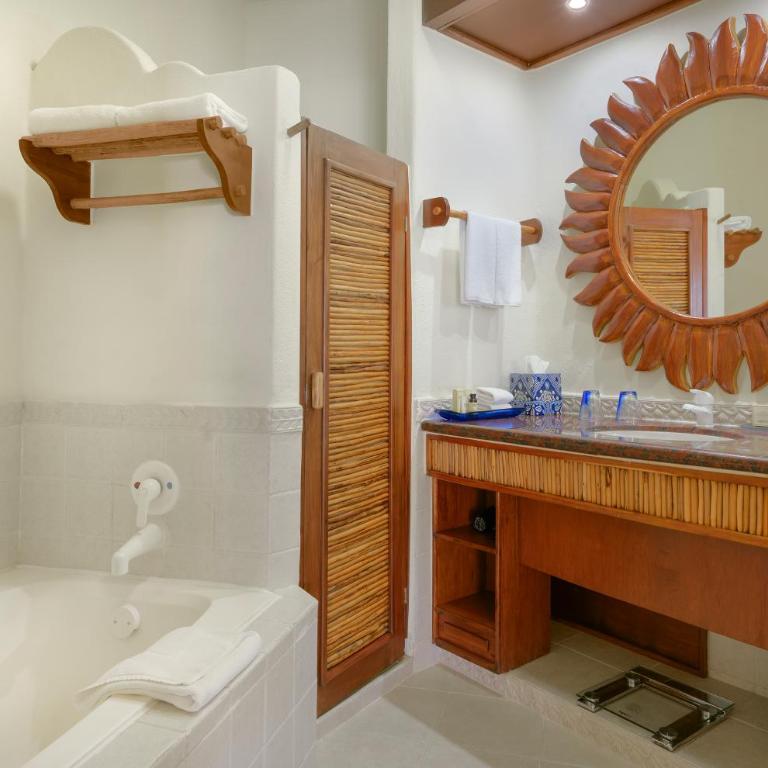 Desire Pearl Riviera Maya Resort All Inclusive, Exclusively for Couples - Ocean View Room - 4