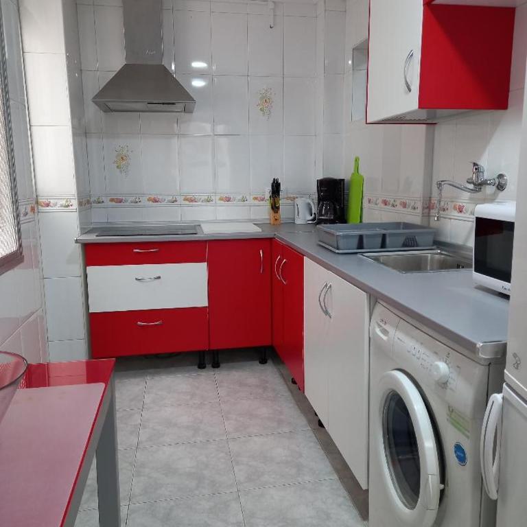 Apartments Malaga central Station parking Terrace with sun - Apartamento de 3 dormitorios - 13