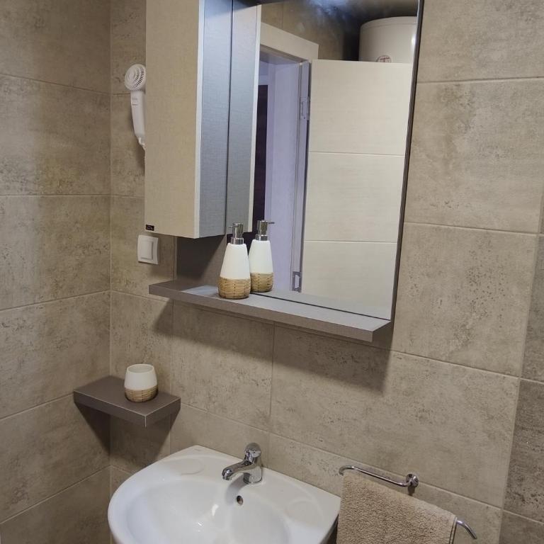 SPA 25 - One-Bedroom Apartment - 8