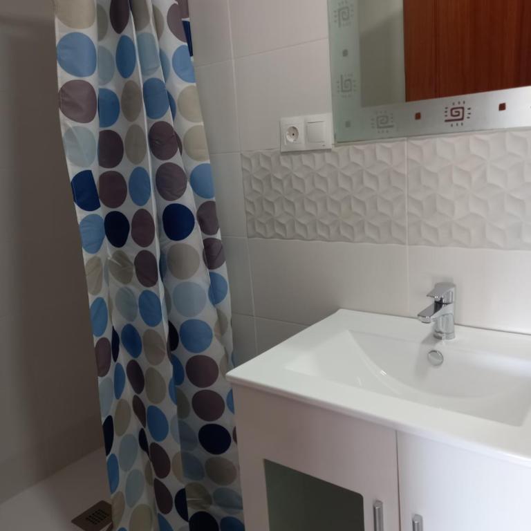 Apartments Malaga central Station parking Terrace with sun - Apartamento de 3 dormitorios - 9