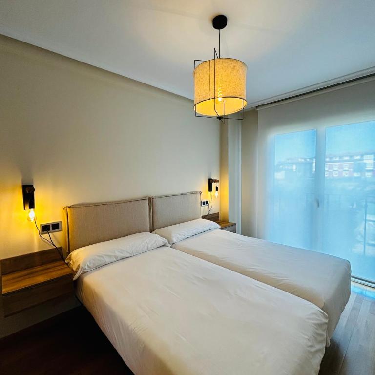 MARINA LLANES V - Two-Bedroom Apartment - 7