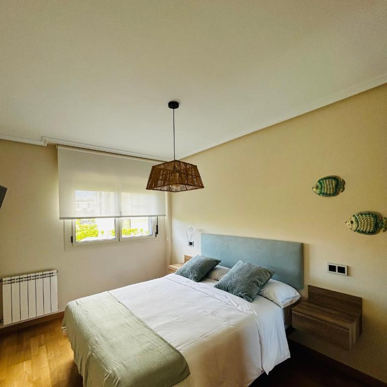 MARINA LLANES V - Two-Bedroom Apartment - 17