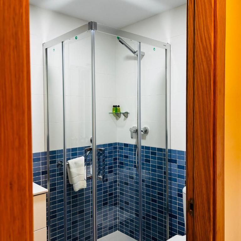 MARINA LLANES V - Two-Bedroom Apartment - 22