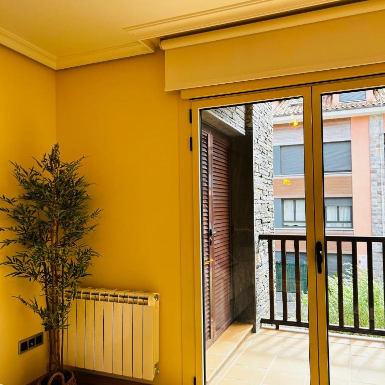 MARINA LLANES V - Two-Bedroom Apartment - 29