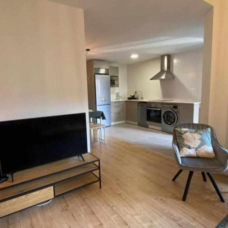 MAR DE LLANES - Three-Bedroom Apartment - 4