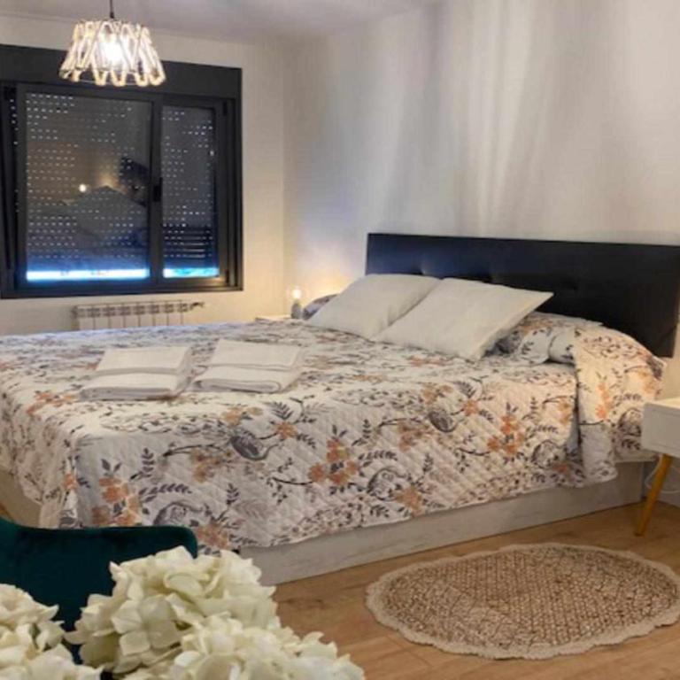 MAR DE LLANES - Three-Bedroom Apartment - 12