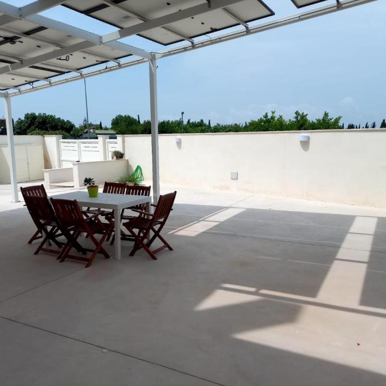 SALENTO AT HOME - Two-Bedroom House - 4