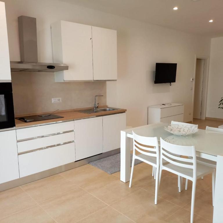 SALENTO AT HOME - Two-Bedroom House - 3