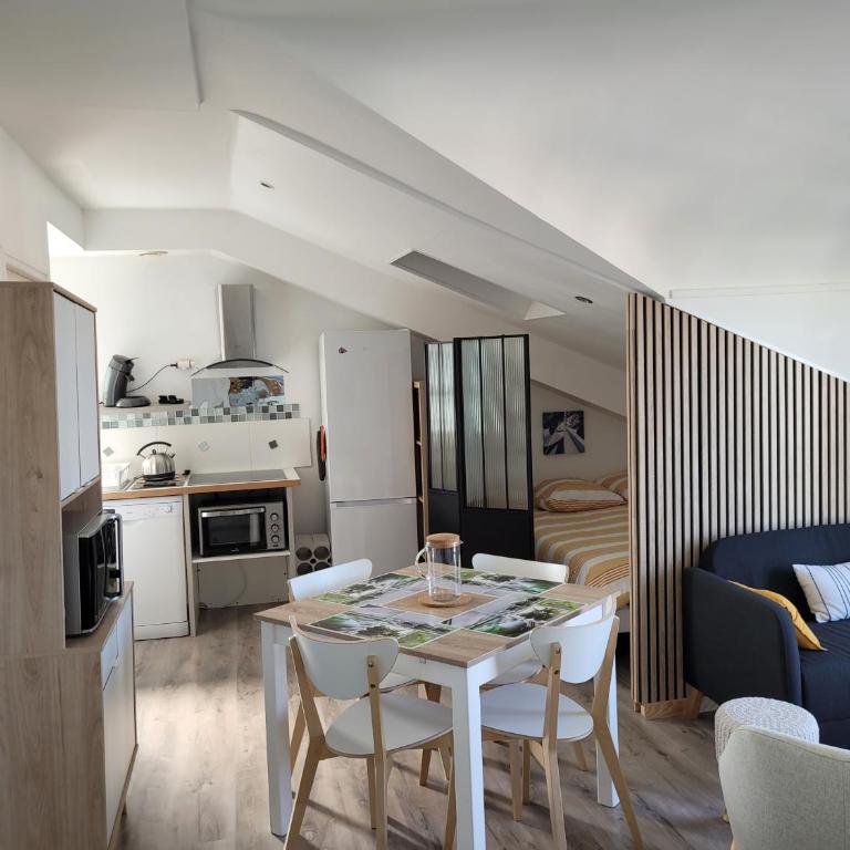 Appt Pontaillac Vue Océan - Appartement 2 Chambres - 12