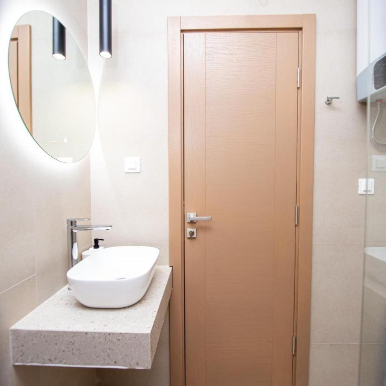 Apartments Sirena - Modern stay with free parking - Deluks Apartman - 19