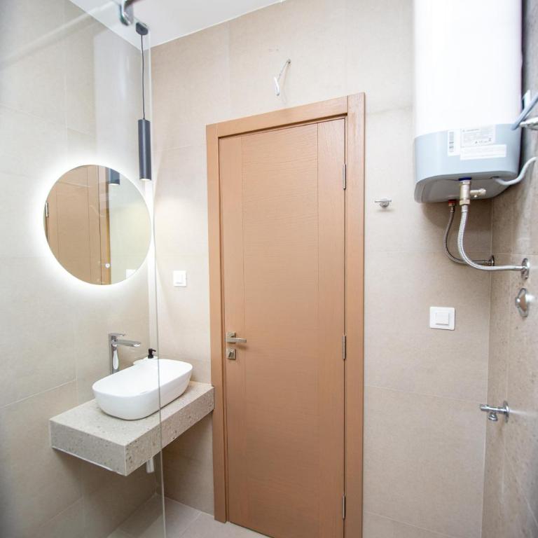 Apartments Sirena - Modern stay with free parking - Deluks Apartman - 8