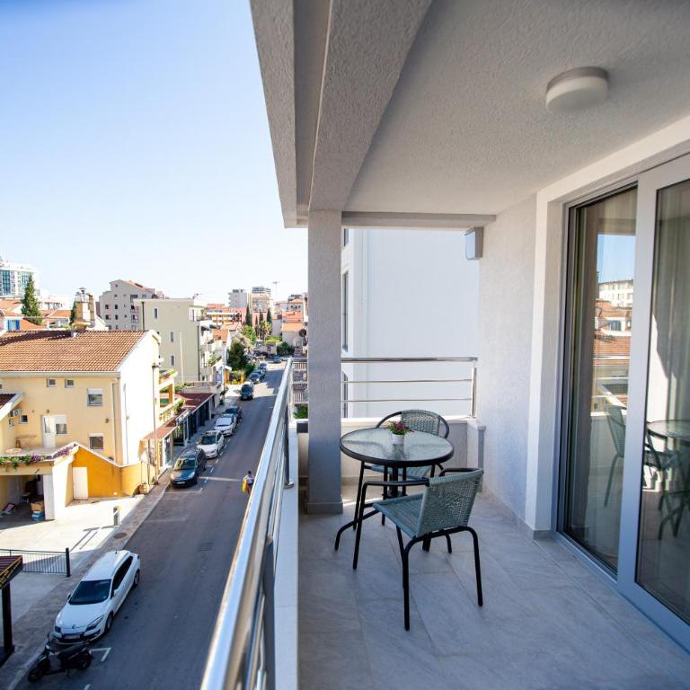 Apartments Sirena - Modern stay with free parking - Deluks Apartman - 3