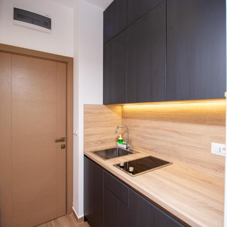 Apartments Sirena - Modern stay with free parking - Deluks Apartman - 17