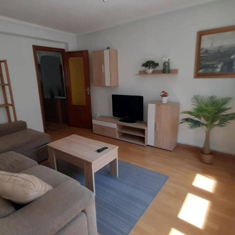 TAC -Tu Alojamiento Céntrico - Two-Bedroom Apartment - 1