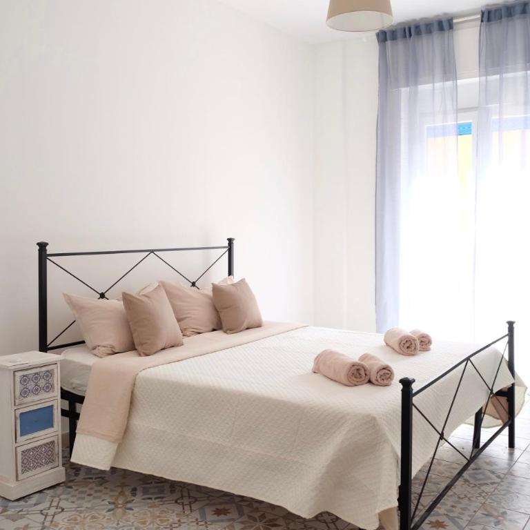 NERI Rooms - Double Room with Shared Bathroom - 4