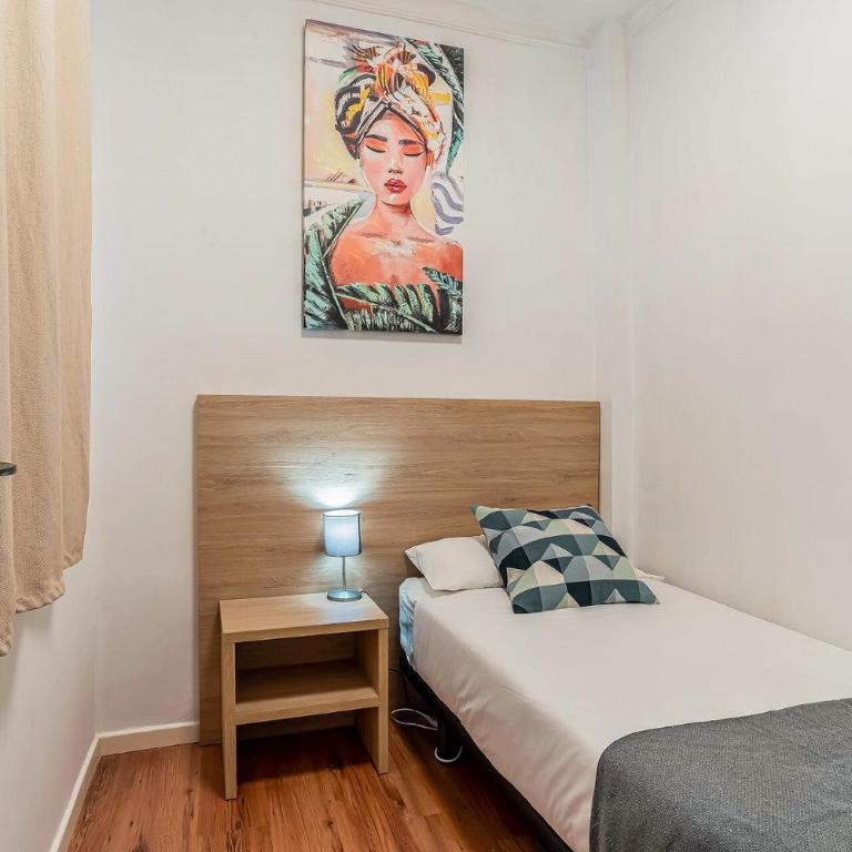 AB Nou de la Rambla - Two-Bedroom Apartment 1 - 7