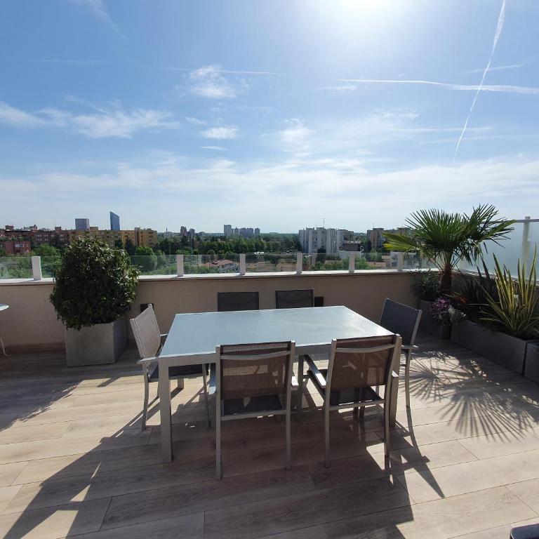 Penthouse F8 - Panoramic terrace, view Two Towers - Apartment with Terrace - 4