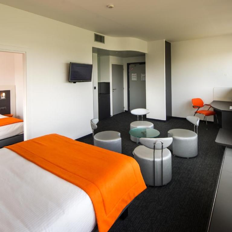 Hôtel Restaurant Athena Spa - Suite Familiare - 4