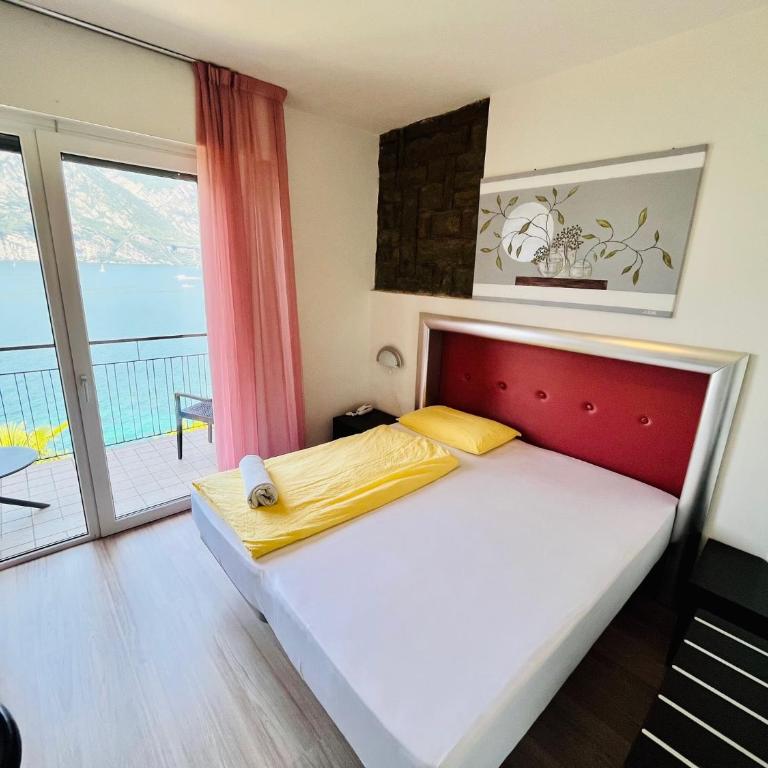Hotel Villa Carmen - Camera Singola con Vista Lago - 2